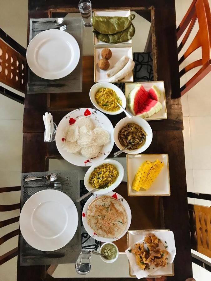 Gold Crown Residence Dambulla Bagian luar foto