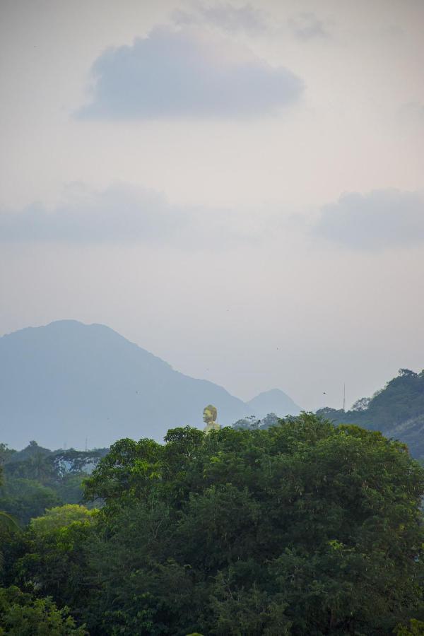 Gold Crown Residence Dambulla Bagian luar foto