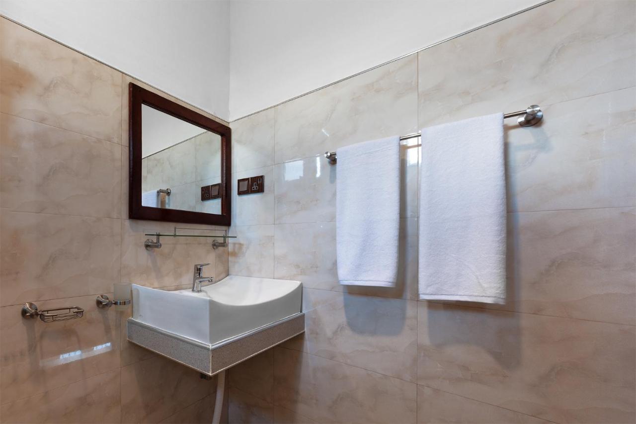 Gold Crown Residence Dambulla Bagian luar foto